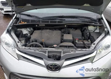 2019 Toyota Sienna Xle 8 Passenger from USA, damaged, VIN 5TDYZ3DC2KS018742